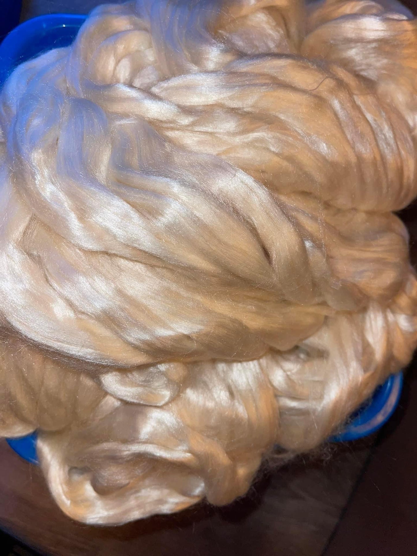100% TUSSAH SILK pale pale gold TOP fiber