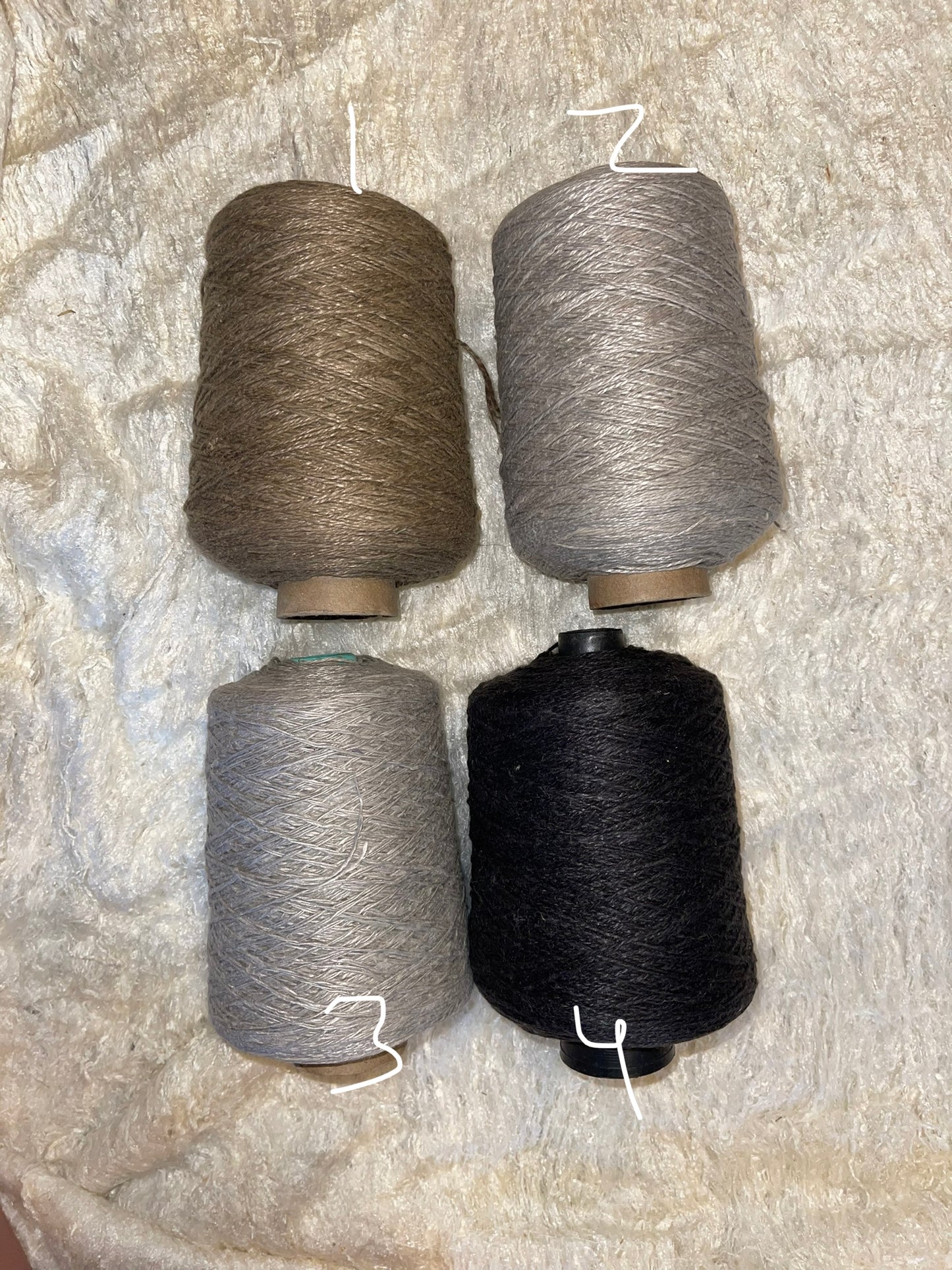 100% Linen YARN 215yds Dk