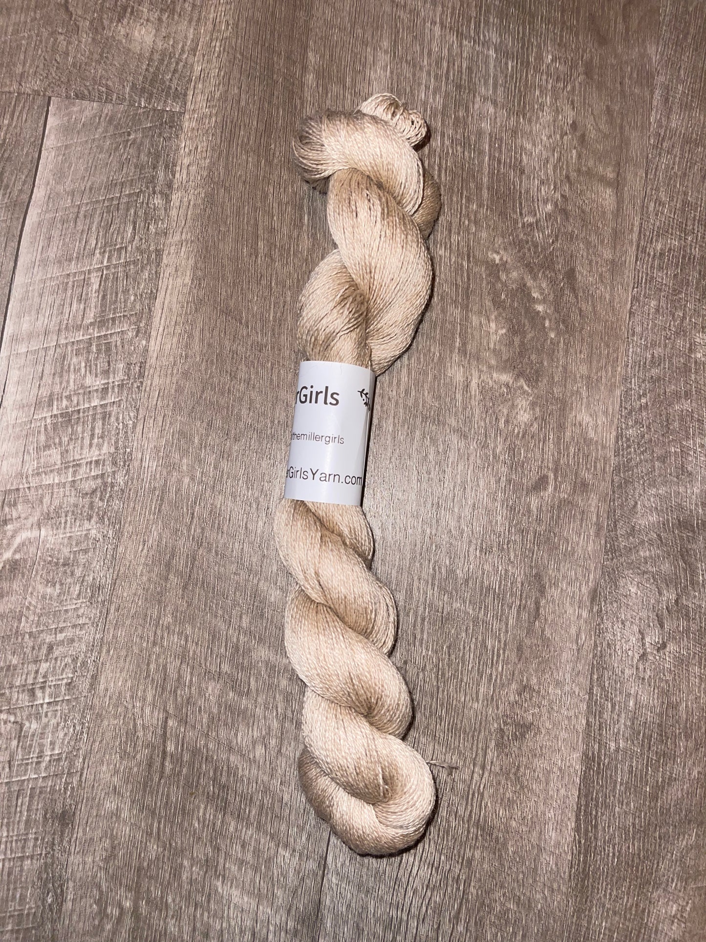 Camel sw BFL Mulberry Silk 440yds 50g Lace