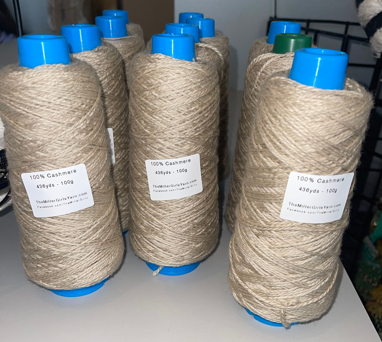 100% CASHMERE baby soft 438yds