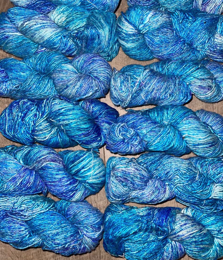 SALE 50% Mulberry SILK 50% MERINO 200yds DK