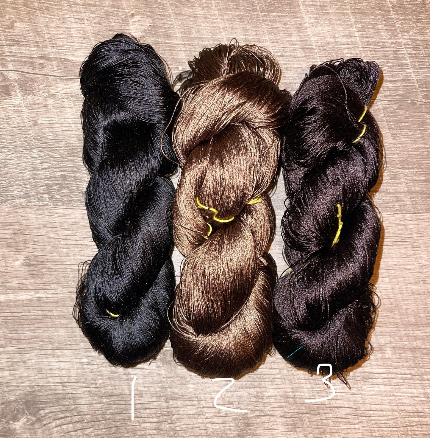100% MULBERRY REELED SILK Lace