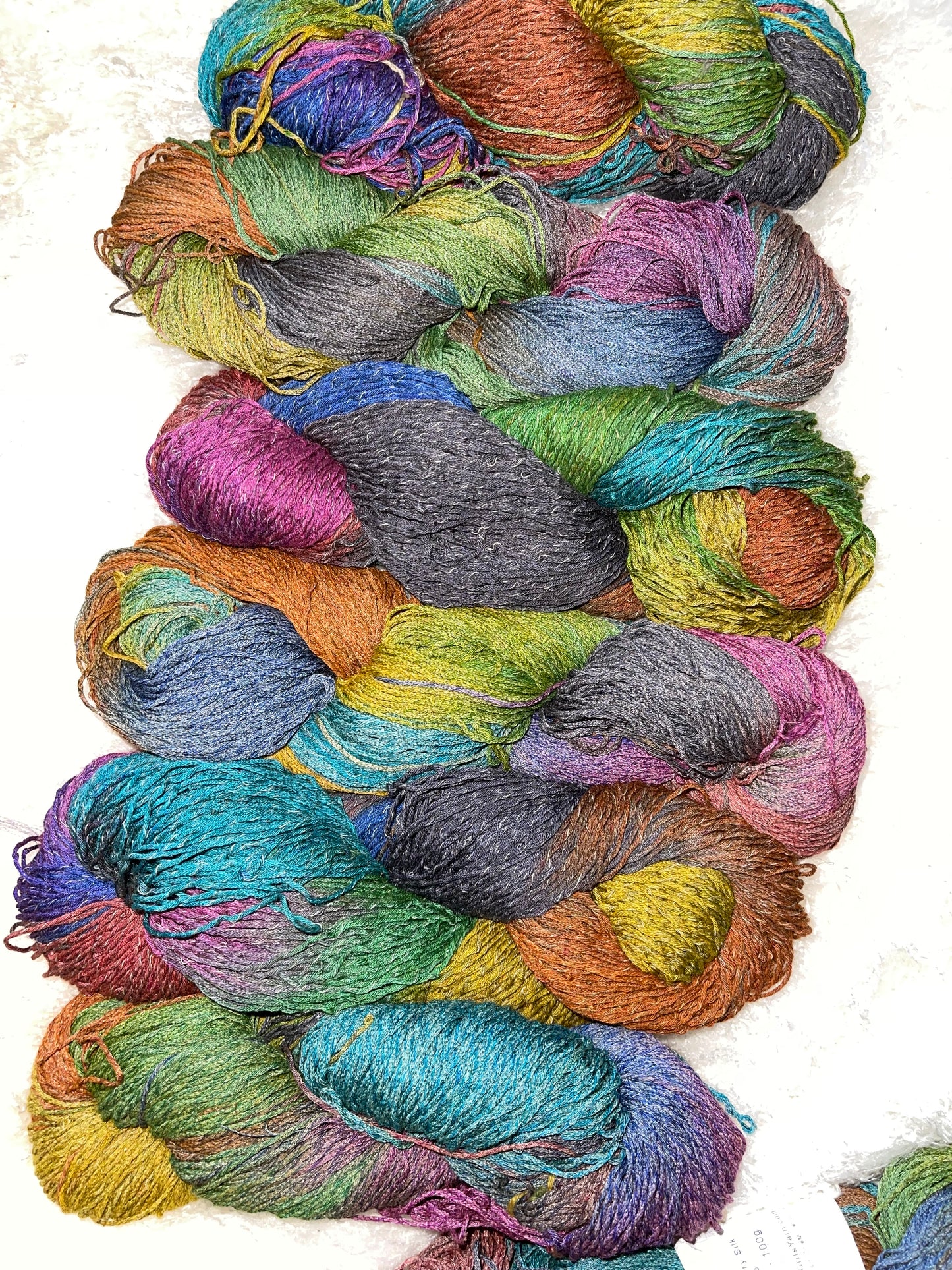 SALE 40% Mulberry SILK 60% MERINO 325yds SPORT
