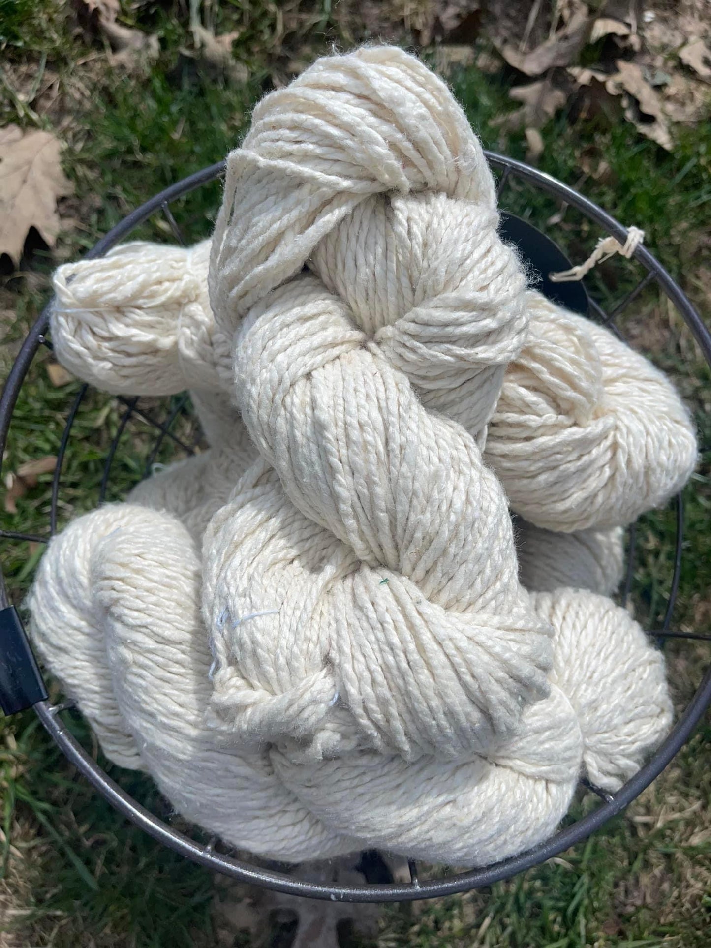100% Eri Peace Silk 125yds Worsted