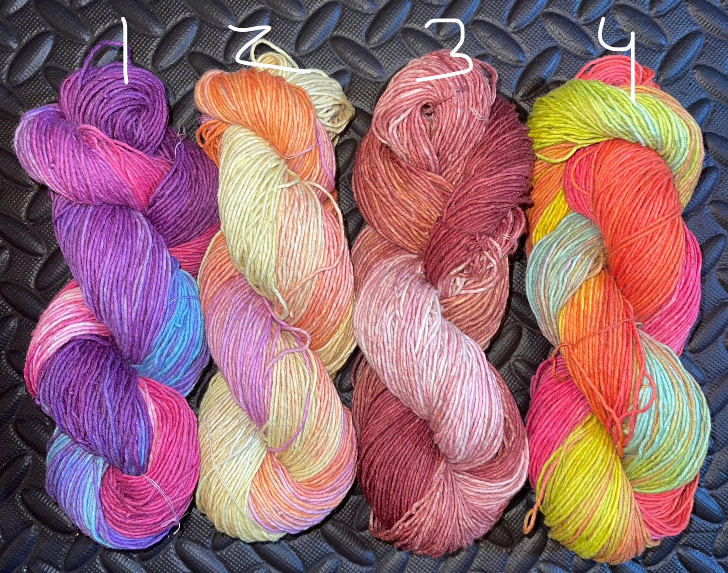 LINEN & COTTON 225yds DK