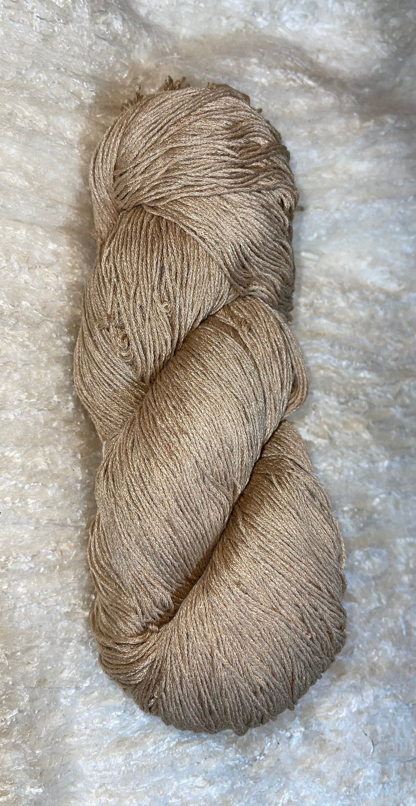 100% TUSSAH SILK 500yds FINGERING