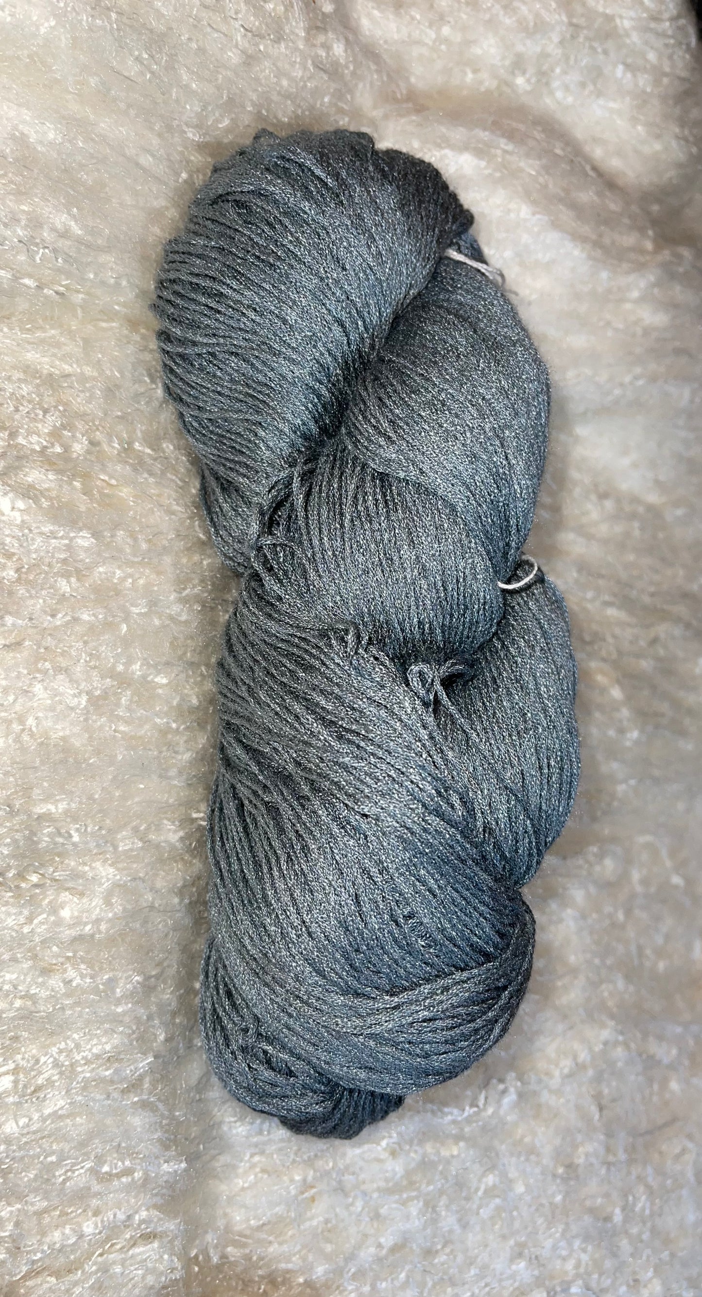 100% TUSSAH SILK 500yds FINGERING