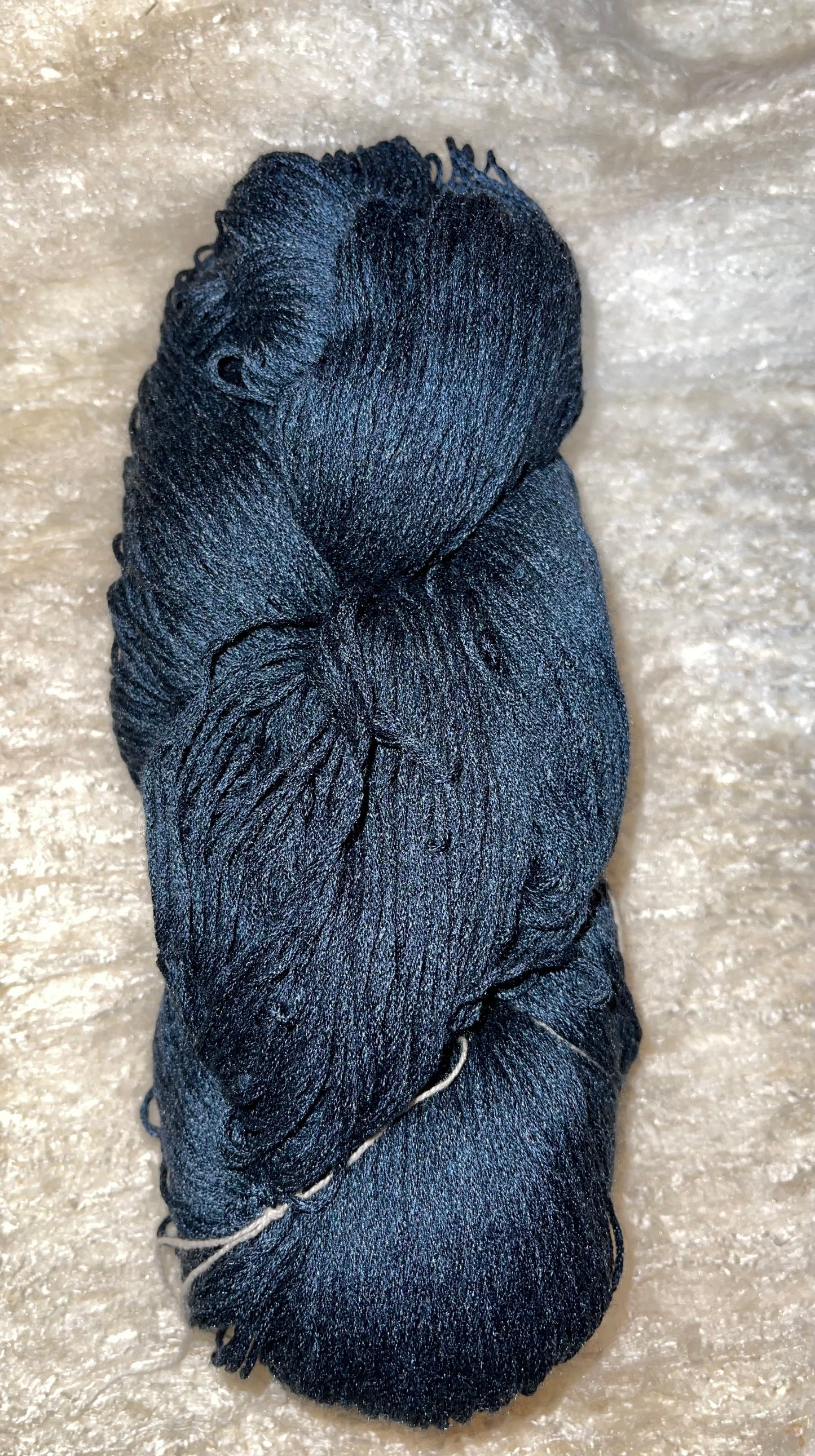 100% TUSSAH SILK 500yds FINGERING